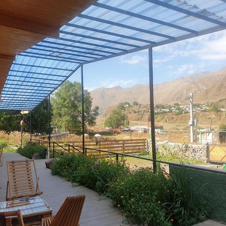 Hotel Tornisa Kazbegi Extérieur photo