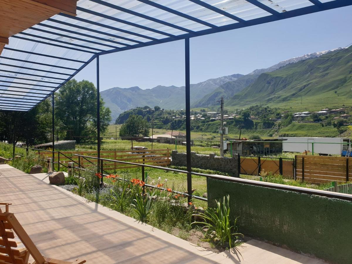 Hotel Tornisa Kazbegi Extérieur photo